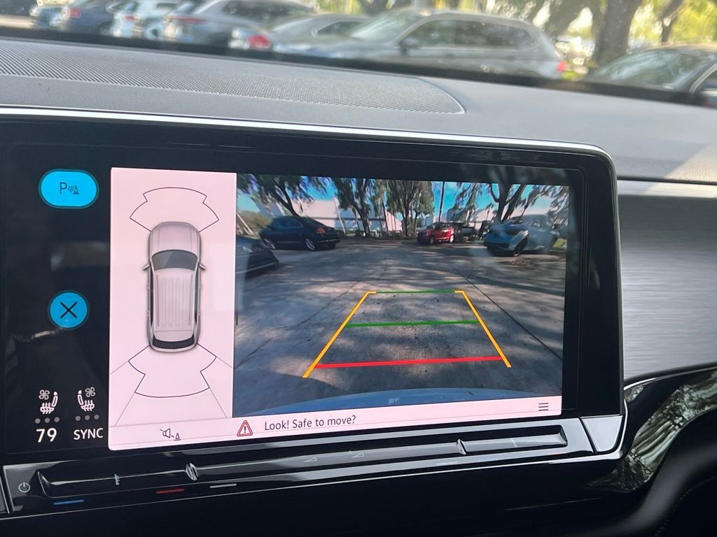 2026 Volkswagen Atlas Cross Sport 2.0T SE w/Technology Tampa FL