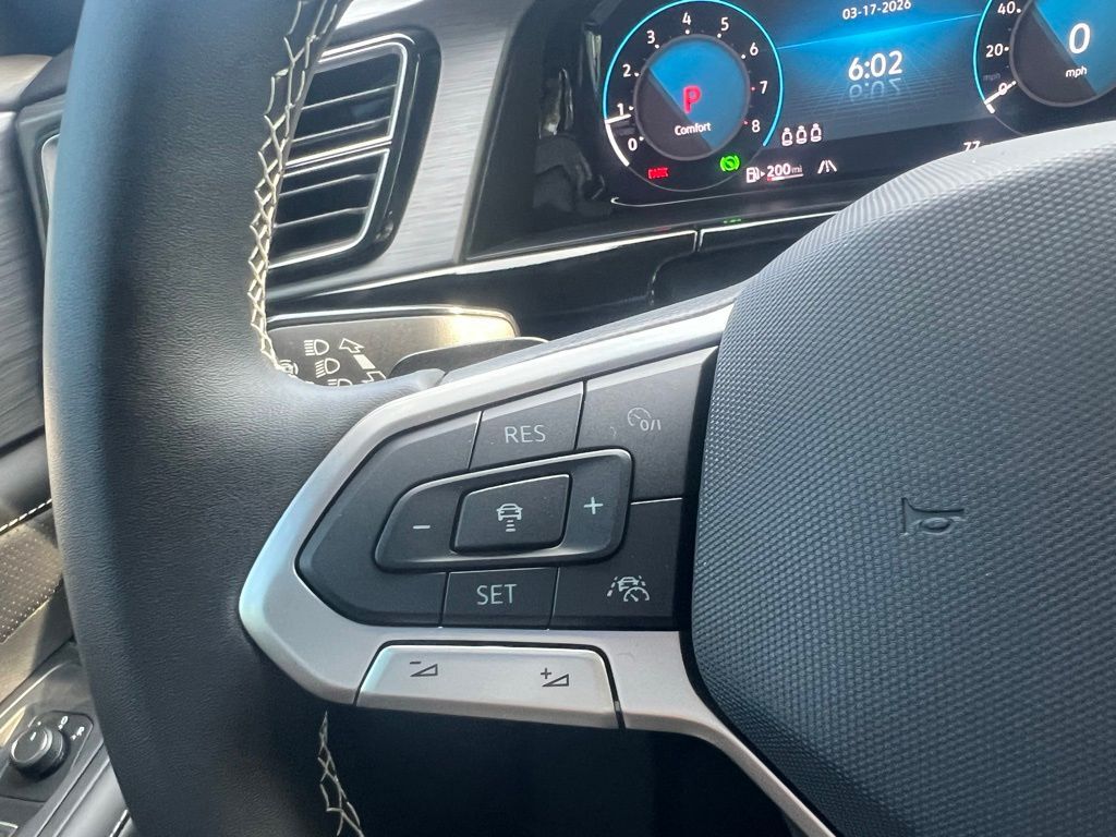 2026 Volkswagen Atlas Cross Sport 2.0T SE w/Technology Tampa FL