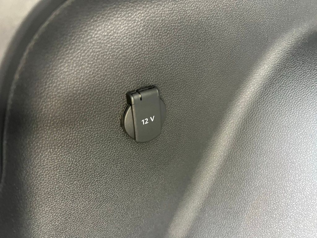 2026 Volkswagen Atlas Cross Sport 2.0T SE w/Technology Tampa FL