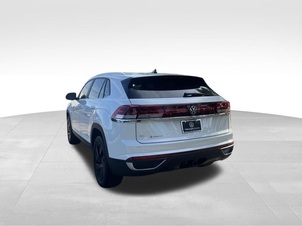 2026 Volkswagen Atlas Cross Sport 2.0T SE w/Technology Tampa FL