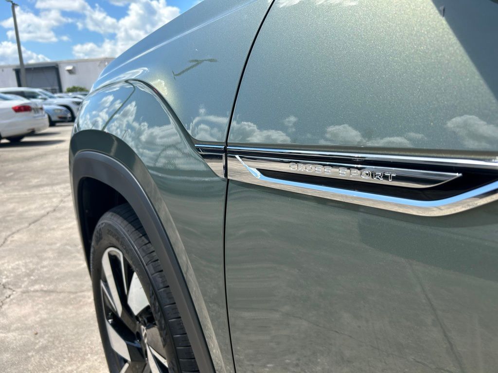 2026 Volkswagen Atlas Cross Sport 2.0T SE w/Technology Tampa FL