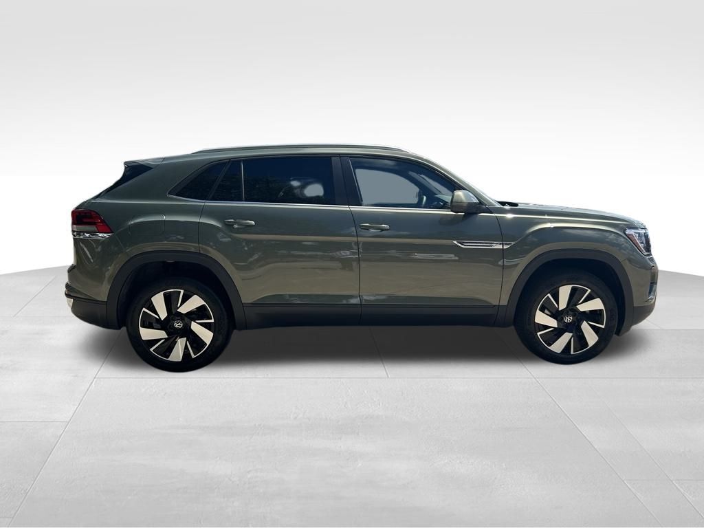 2026 Volkswagen Atlas Cross Sport 2.0T SE w/Technology Tampa FL