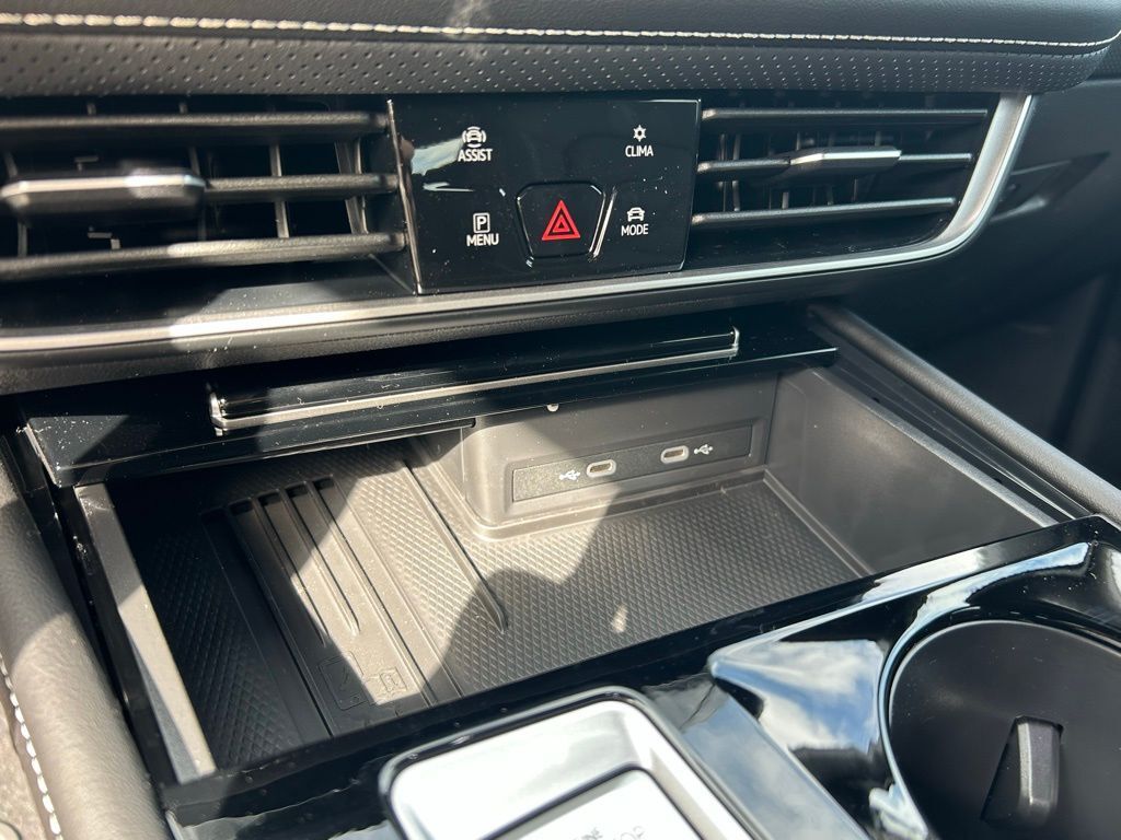 2026 Volkswagen Atlas Cross Sport 2.0T SE w/Technology Tampa FL