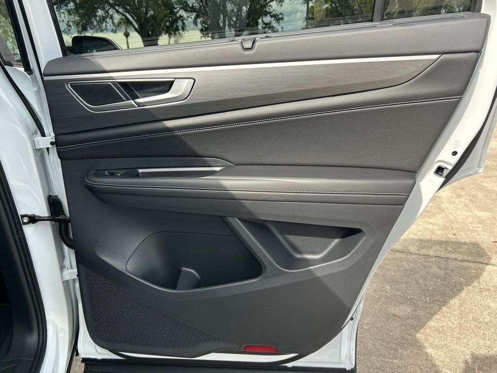 2026 Volkswagen Atlas Cross Sport 2.0T SE w/Technology Tampa FL