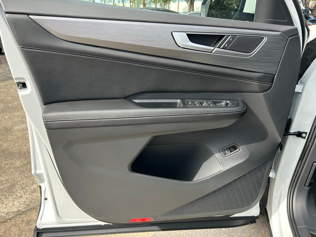 2026 Volkswagen Atlas Cross Sport 2.0T SE w/Technology Tampa FL