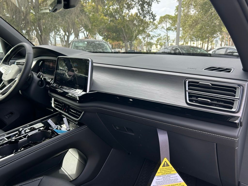 2026 Volkswagen Atlas Cross Sport 2.0T SE w/Technology Tampa FL