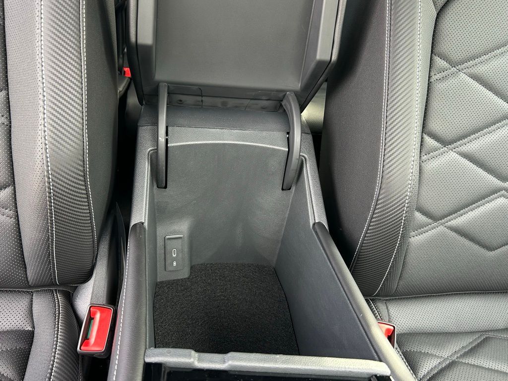 2026 Volkswagen Atlas Cross Sport 2.0T SE w/Technology Tampa FL