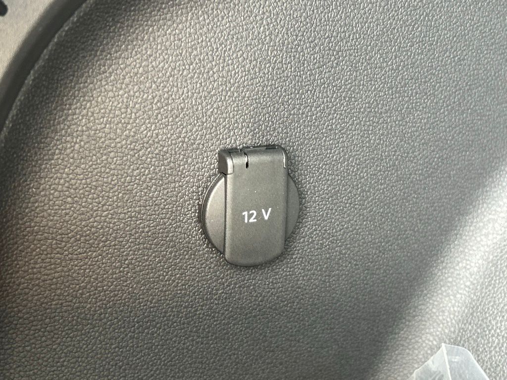 2026 Volkswagen Atlas Cross Sport 2.0T SE w/Technology Tampa FL