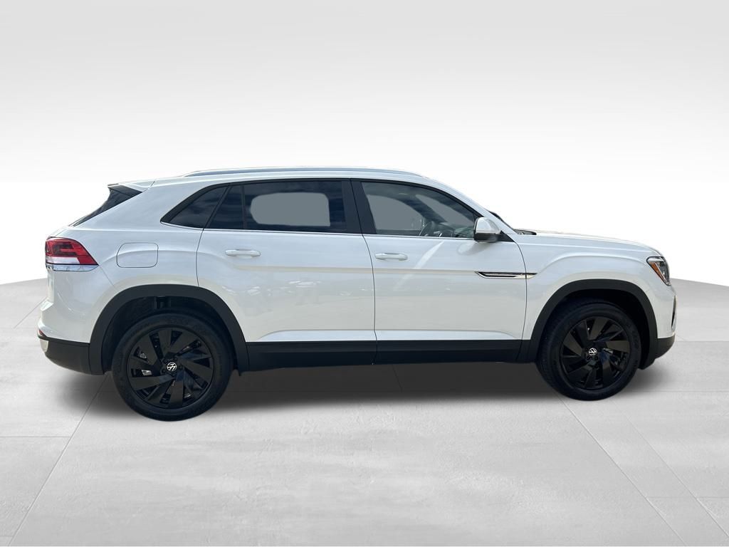 2026 Volkswagen Atlas Cross Sport 2.0T SE w/Technology Tampa FL