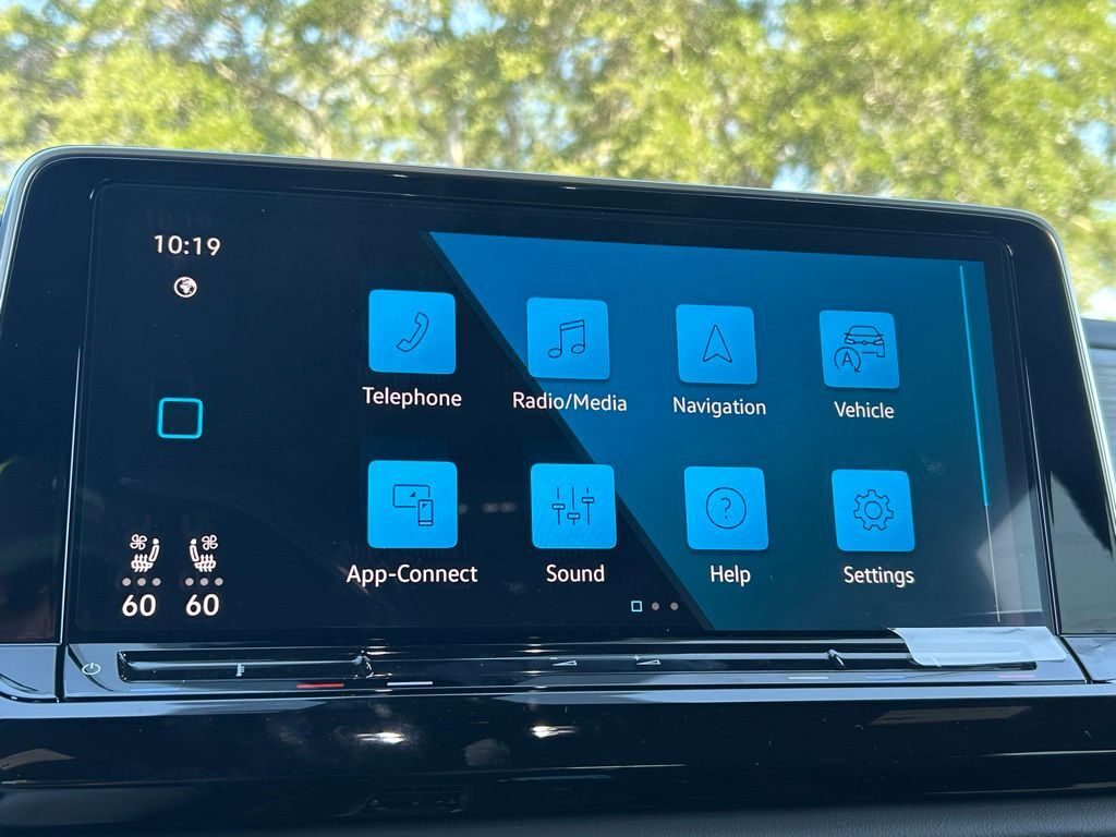 2026 Volkswagen Atlas Cross Sport 2.0T SE Tampa FL