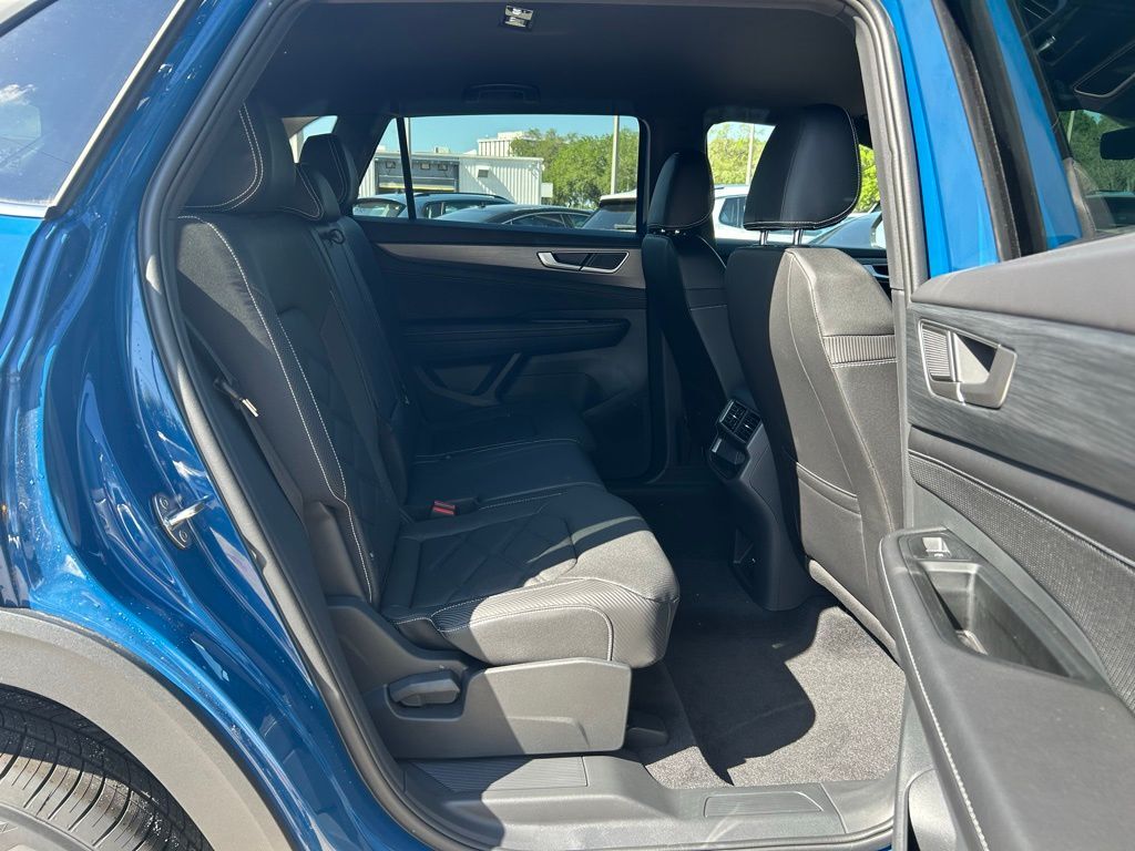 2026 Volkswagen Atlas Cross Sport 2.0T SE Tampa FL