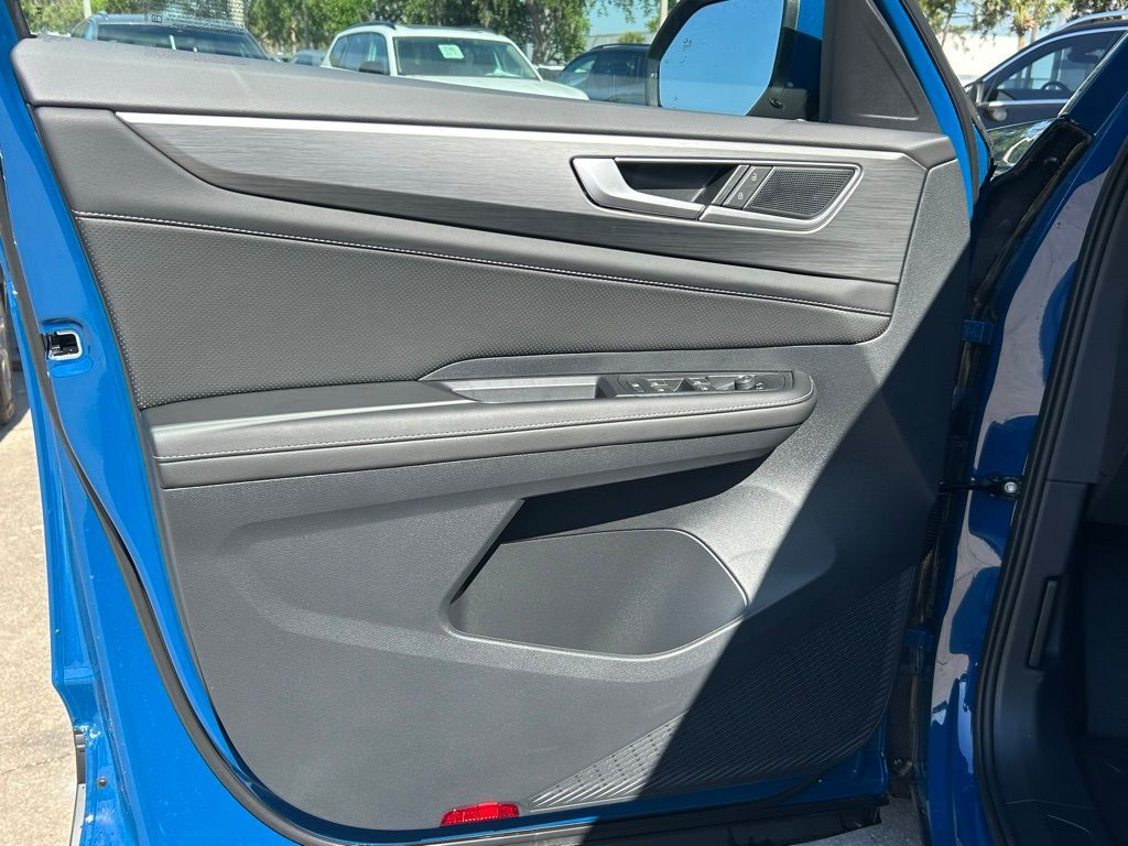 2026 Volkswagen Atlas Cross Sport 2.0T SE Tampa FL