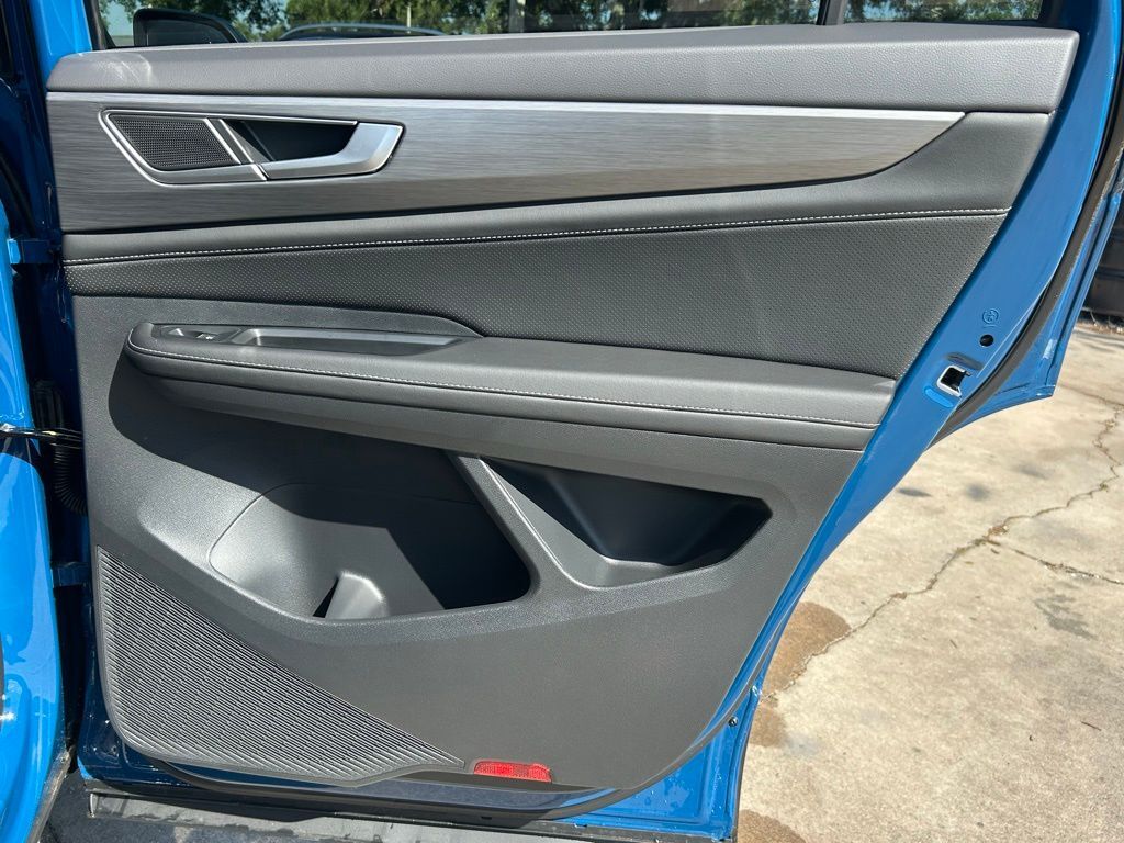 2026 Volkswagen Atlas Cross Sport 2.0T SE Tampa FL