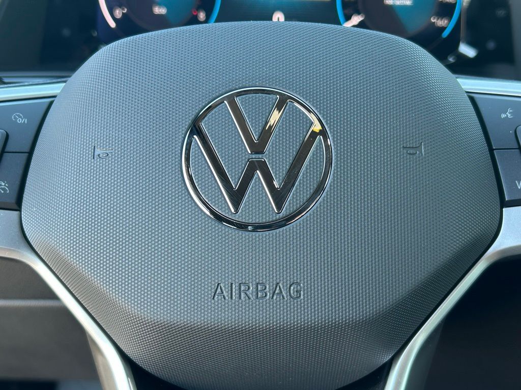 2026 Volkswagen Atlas Cross Sport 2.0T SE Tampa FL