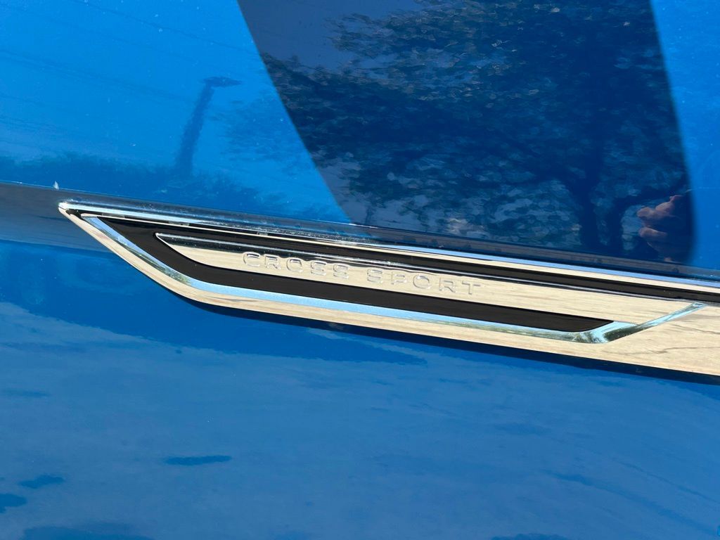 2026 Volkswagen Atlas Cross Sport 2.0T SE Tampa FL