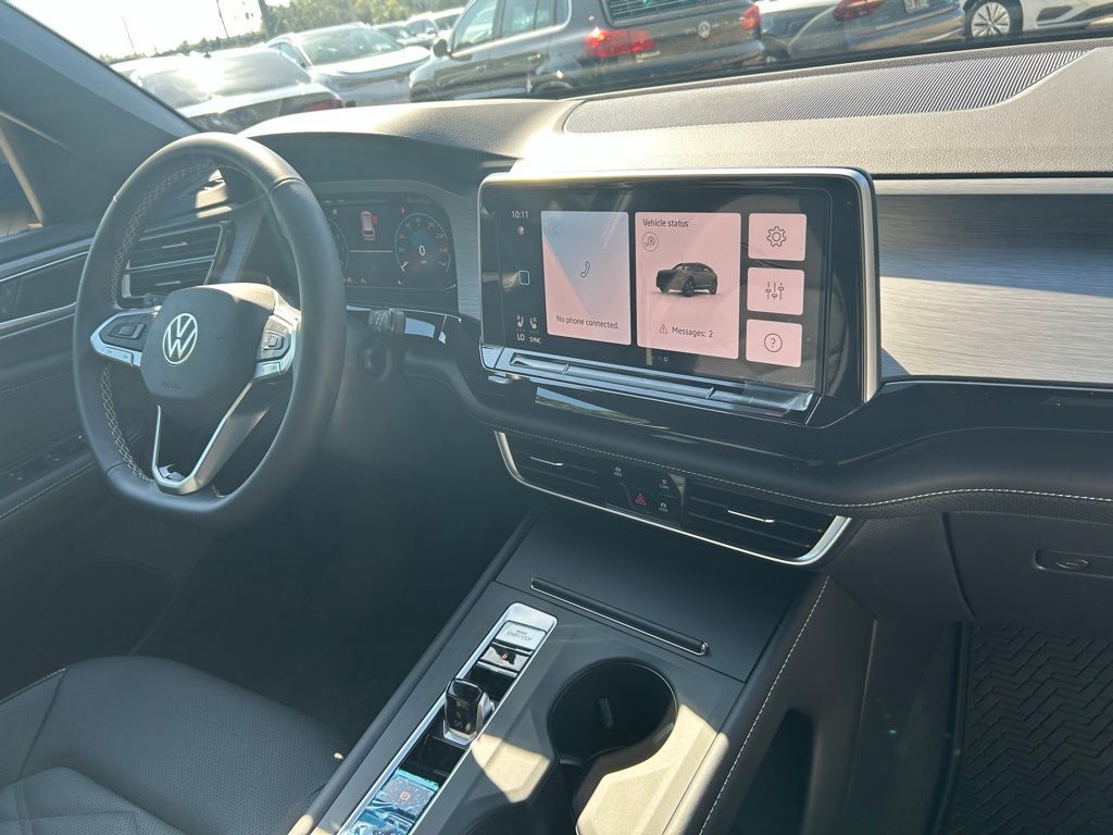 2026 Volkswagen Atlas Cross Sport 2.0T SE Tampa FL