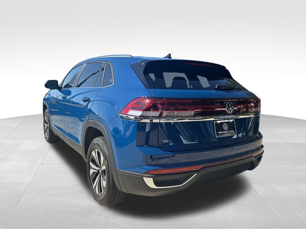 2026 Volkswagen Atlas Cross Sport 2.0T SE Tampa FL
