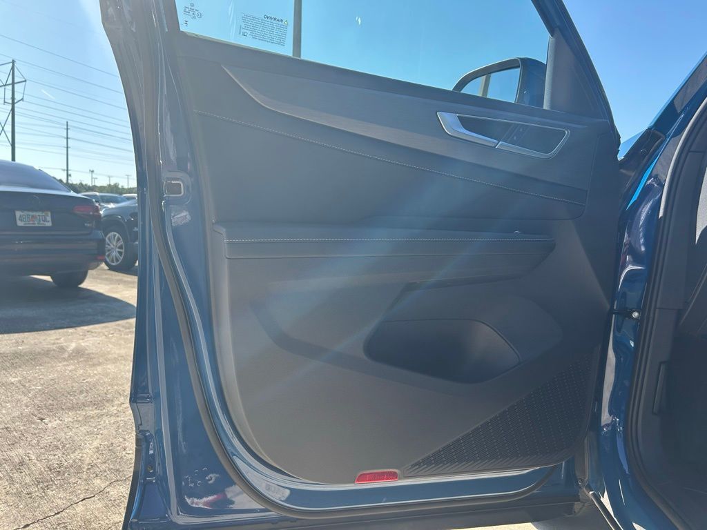 2026 Volkswagen Atlas Cross Sport 2.0T SE Tampa FL