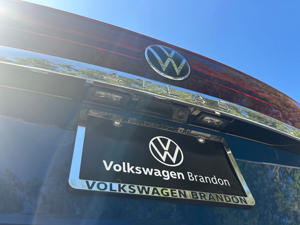 2026 Volkswagen Atlas Cross Sport 2.0T SE Tampa FL