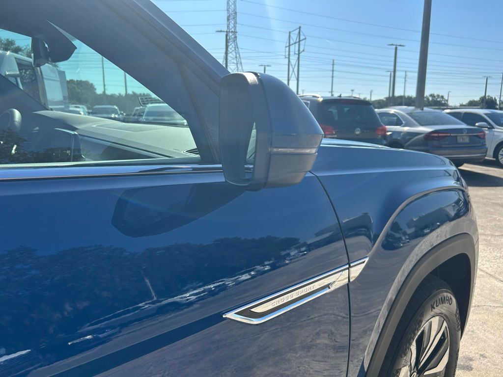 2026 Volkswagen Atlas Cross Sport 2.0T SE Tampa FL
