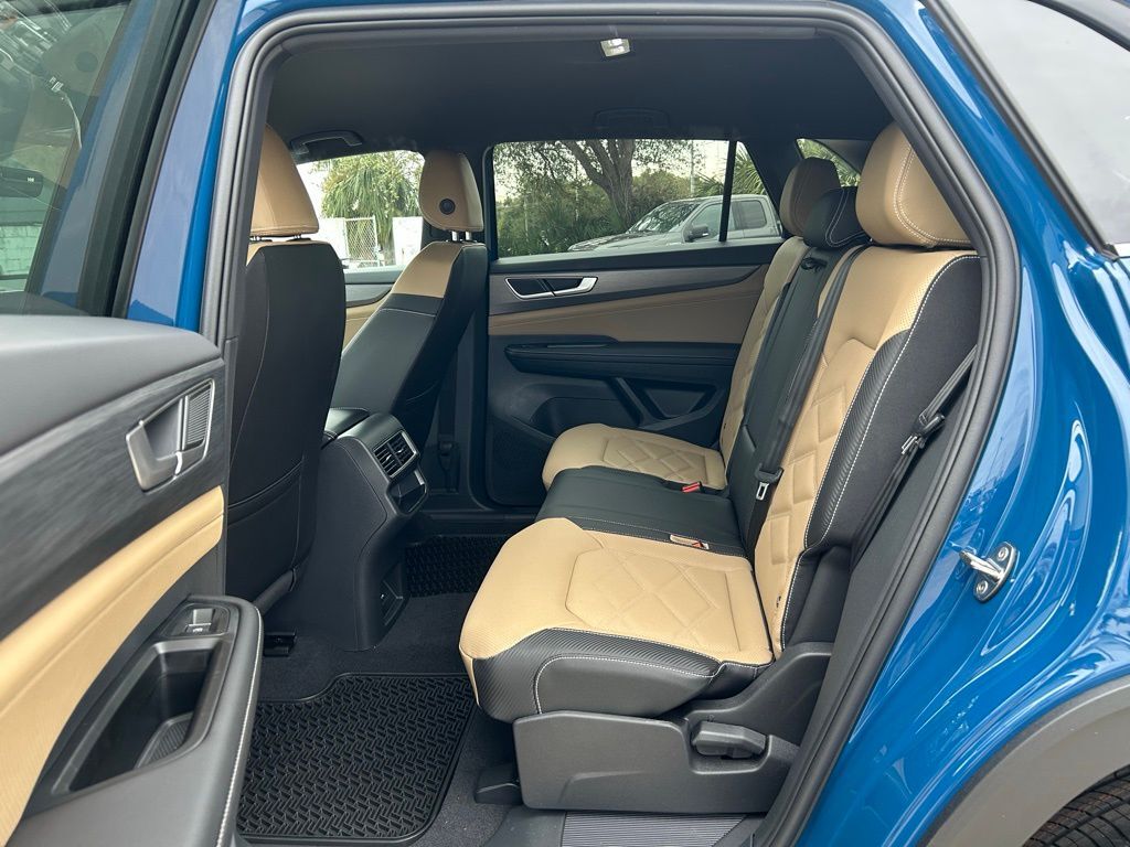 2026 Volkswagen Atlas Cross Sport 2.0T SE Tampa FL