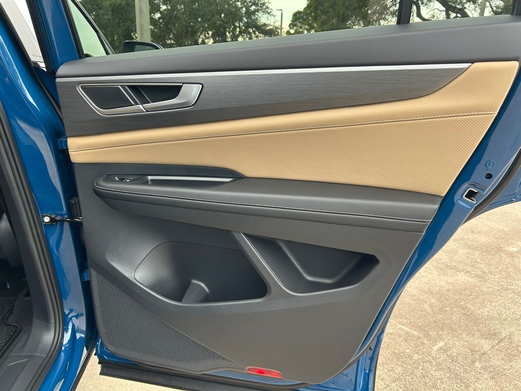 2026 Volkswagen Atlas Cross Sport 2.0T SE Tampa FL