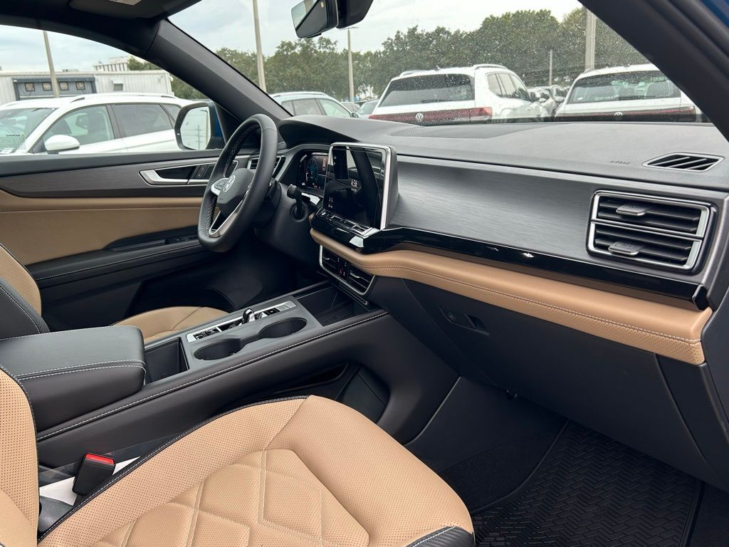 2026 Volkswagen Atlas Cross Sport 2.0T SE Tampa FL