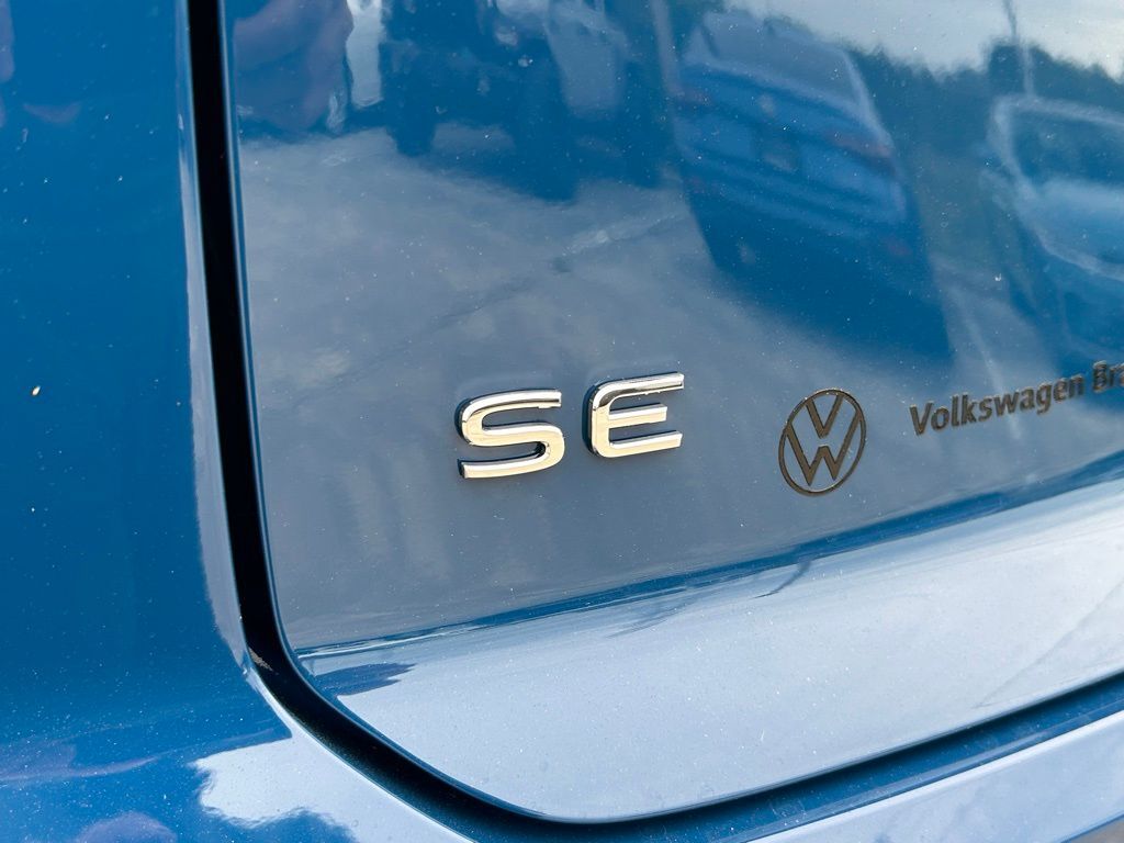 2026 Volkswagen Atlas Cross Sport 2.0T SE Tampa FL