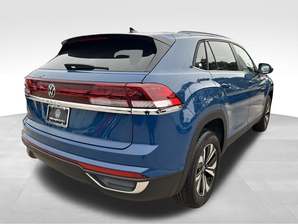 2026 Volkswagen Atlas Cross Sport 2.0T SE Tampa FL