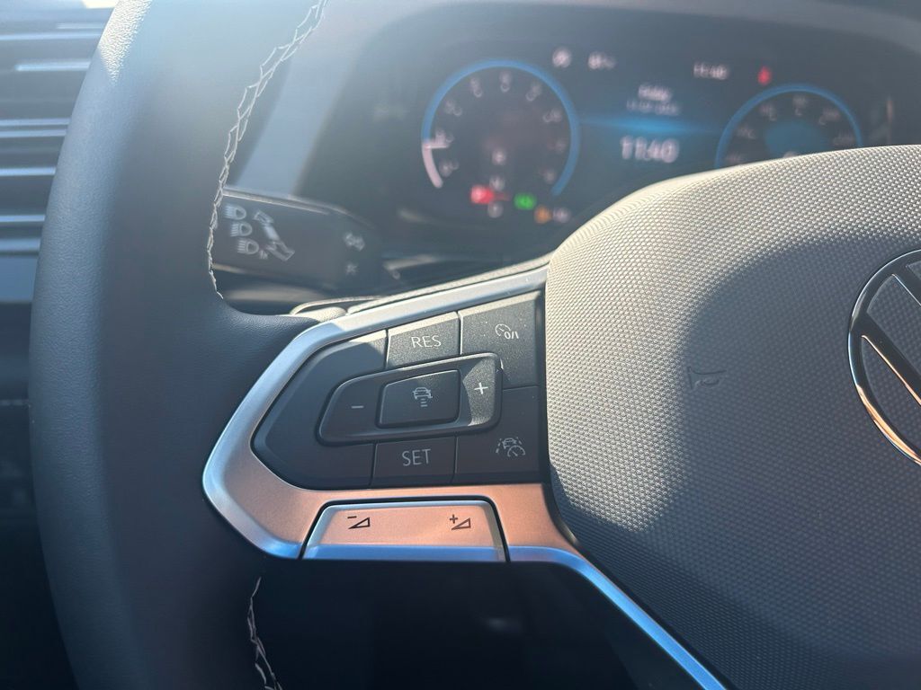 2026 Volkswagen Atlas Cross Sport 2.0T SE Tampa FL