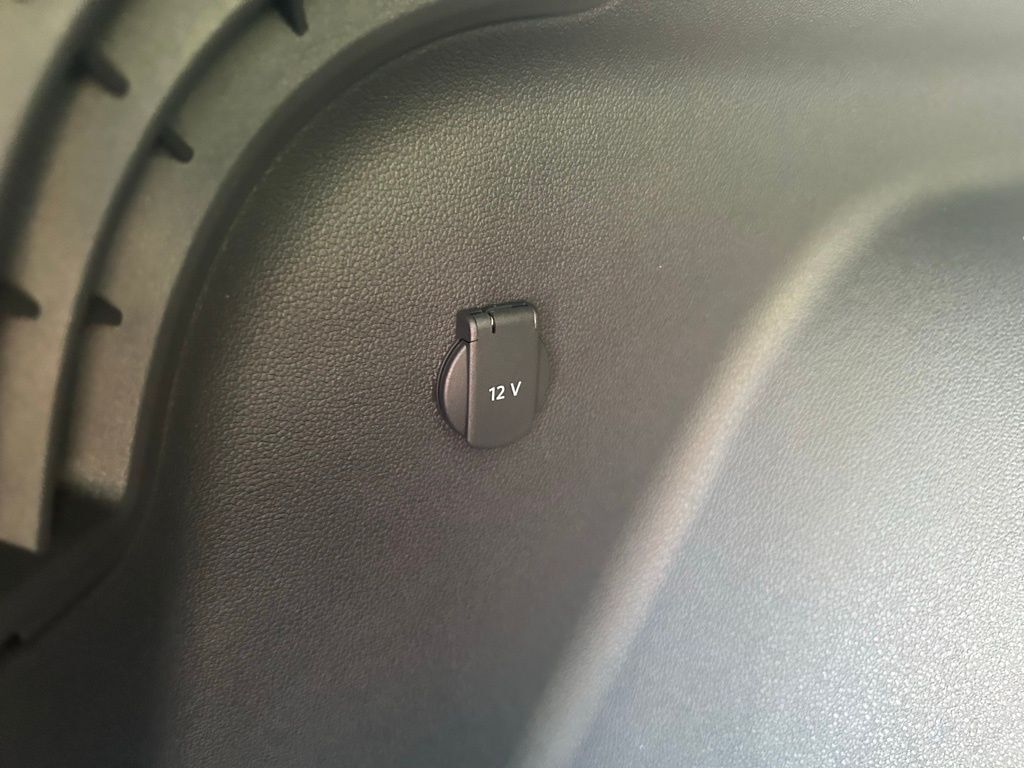 2026 Volkswagen Atlas Cross Sport 2.0T SE Tampa FL