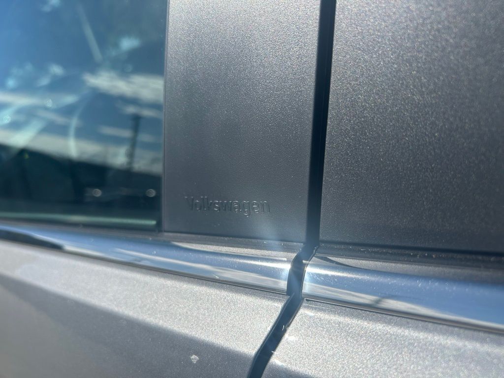 2026 Volkswagen Atlas Cross Sport 2.0T SE Tampa FL