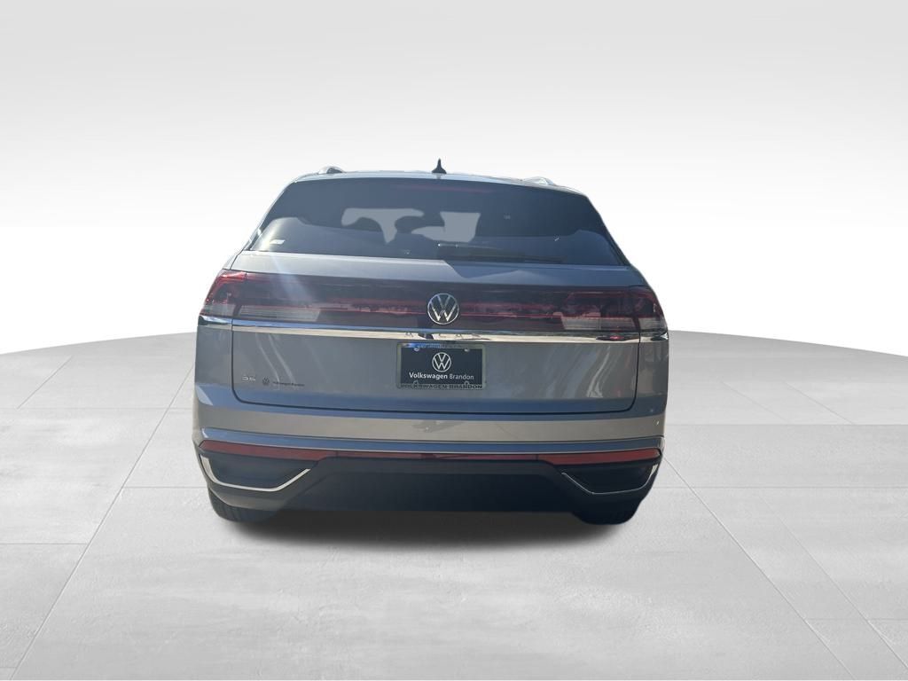 2026 Volkswagen Atlas Cross Sport 2.0T SE Tampa FL