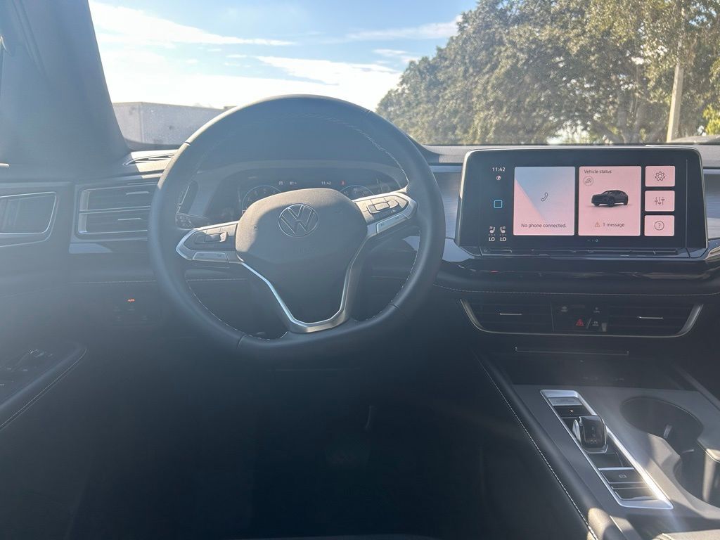 2026 Volkswagen Atlas Cross Sport 2.0T SE Tampa FL