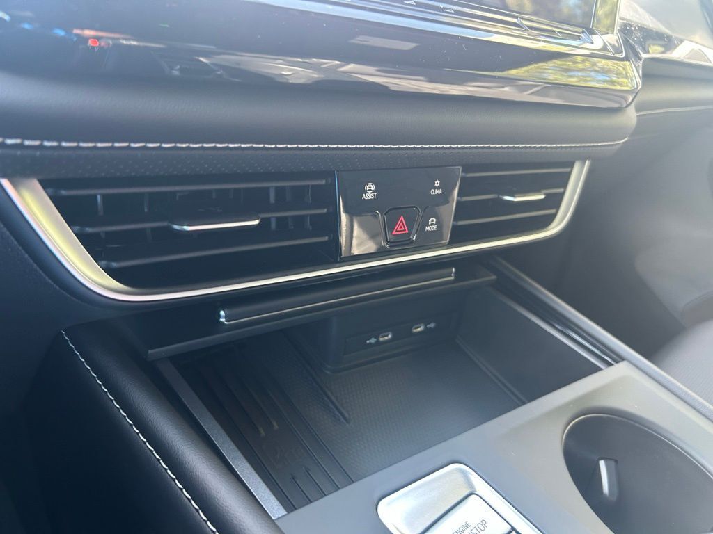 2026 Volkswagen Atlas Cross Sport 2.0T SE Tampa FL