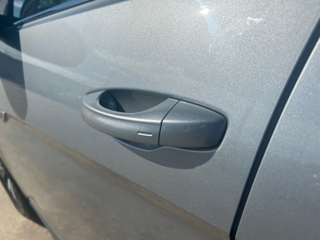 2026 Volkswagen Atlas Cross Sport 2.0T SE Tampa FL