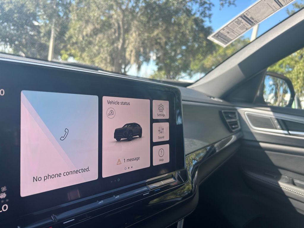 2026 Volkswagen Atlas Cross Sport 2.0T SE Tampa FL