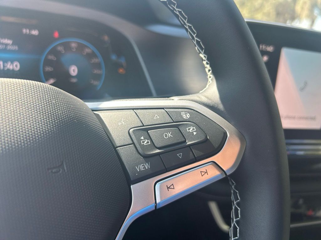 2026 Volkswagen Atlas Cross Sport 2.0T SE Tampa FL