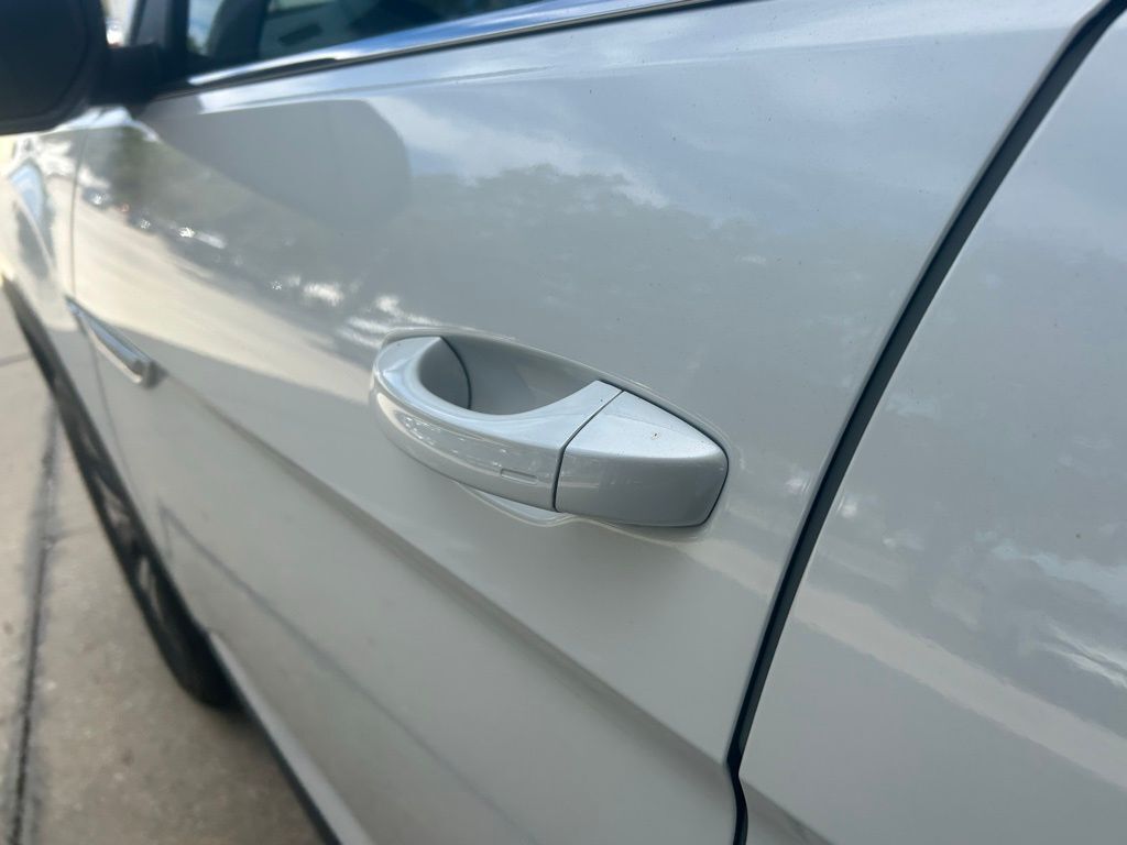 2026 Volkswagen Atlas Cross Sport 2.0T SE Tampa FL