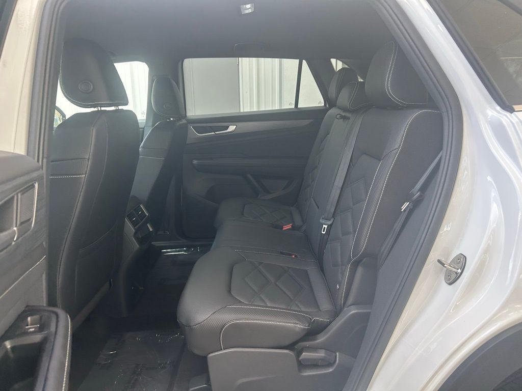 2026 Volkswagen Atlas Cross Sport 2.0T SE Tampa FL