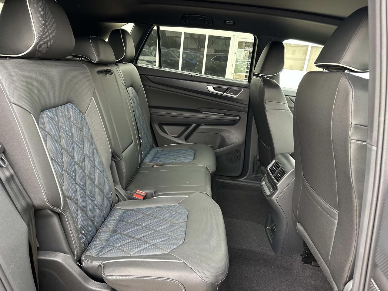 2026 Volkswagen Atlas Cross Sport 2.0T SEL Premium R-Line Woodbridge VA