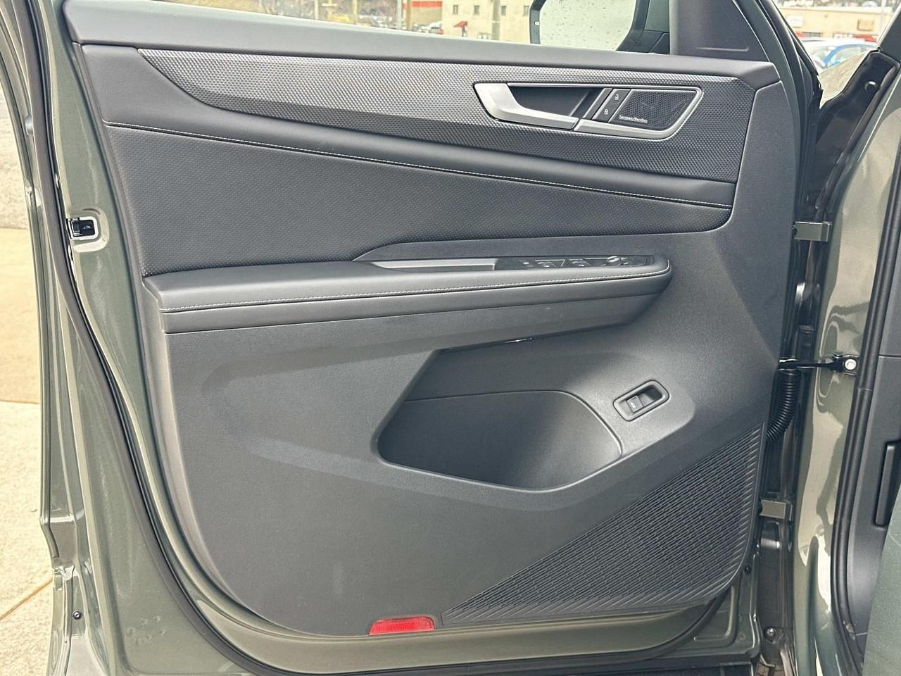 2026 Volkswagen Atlas Cross Sport 2.0T SEL Premium R-Line Woodbridge VA