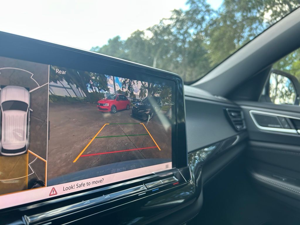 2026 Volkswagen Atlas Cross Sport 2.0T SEL Premium R-Line Tampa FL