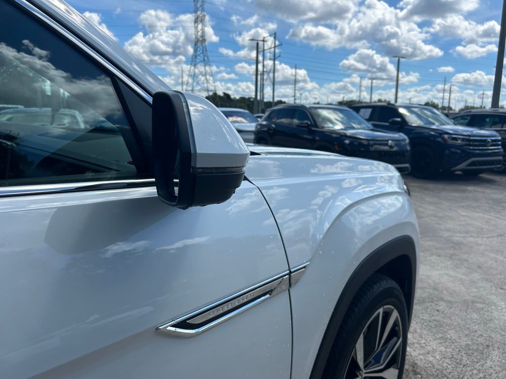 2026 Volkswagen Atlas Cross Sport 2.0T SEL Premium R-Line Tampa FL