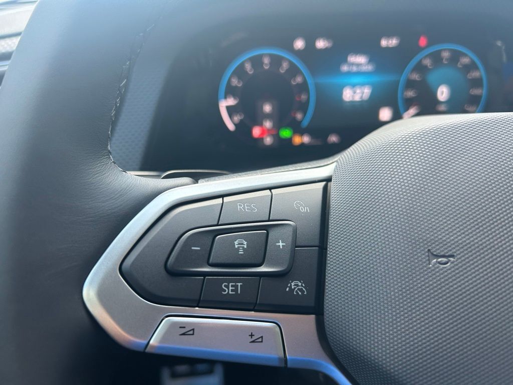 2026 Volkswagen Atlas Cross Sport 2.0T SEL Premium R-Line Tampa FL