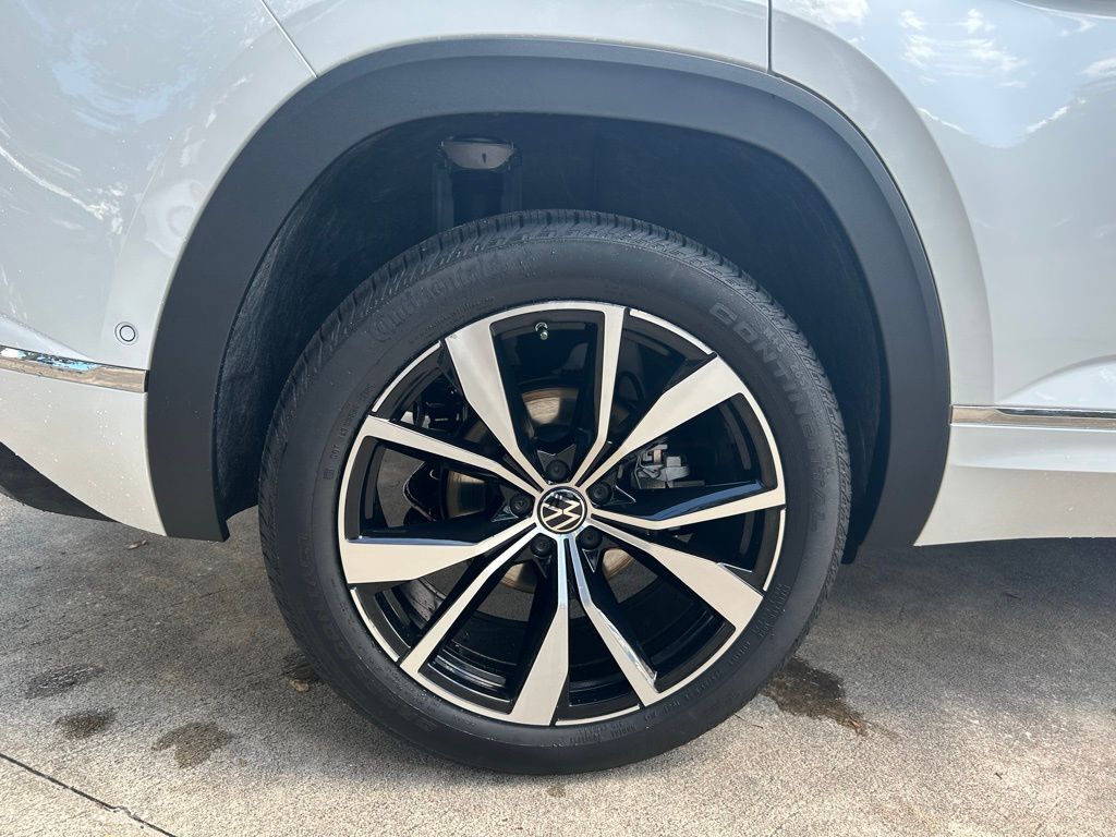 2026 Volkswagen Atlas Cross Sport 2.0T SEL Premium R-Line Tampa FL