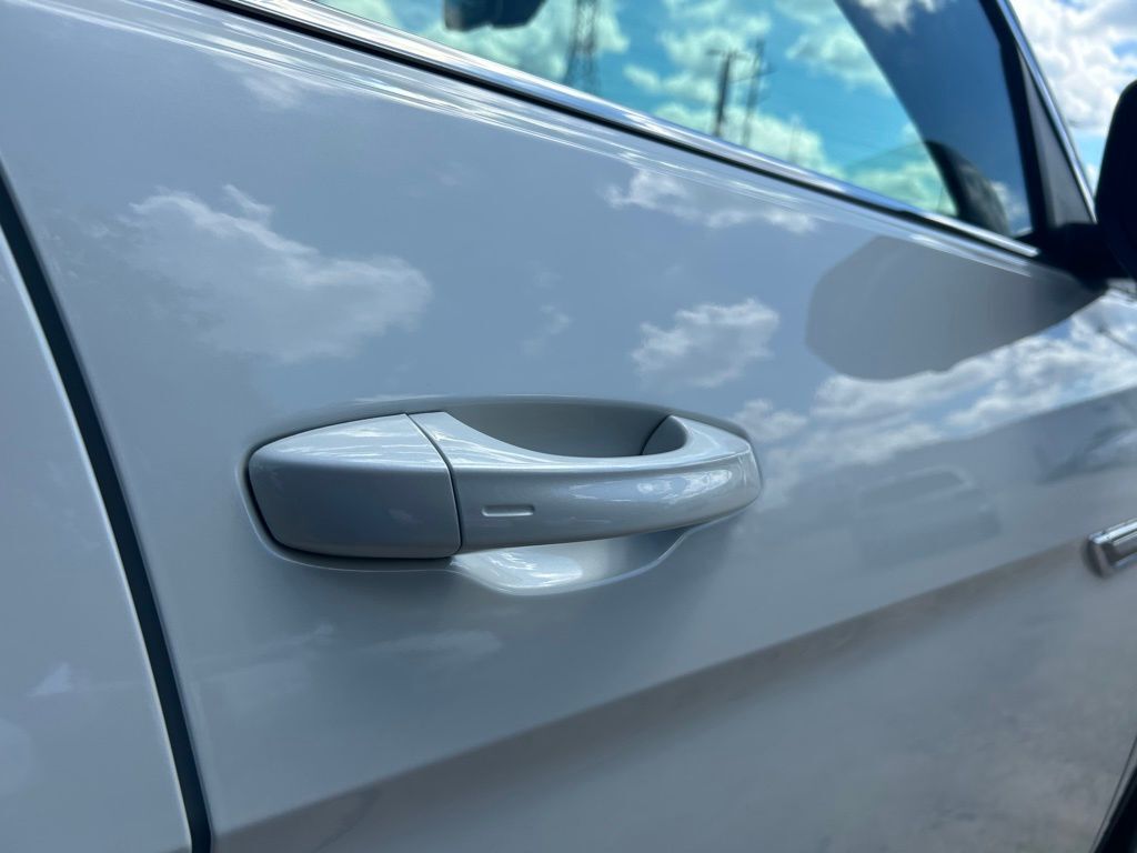 2026 Volkswagen Atlas Cross Sport 2.0T SEL Premium R-Line Tampa FL