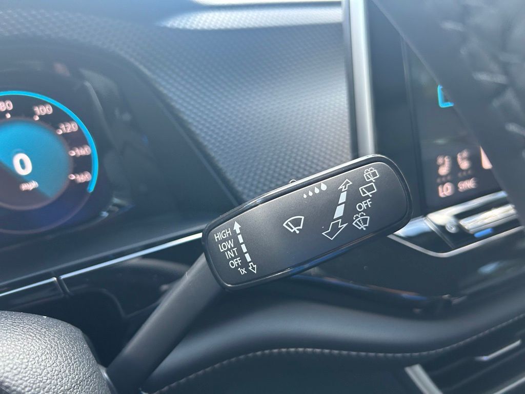 2026 Volkswagen Atlas Cross Sport 2.0T SEL Premium R-Line Tampa FL