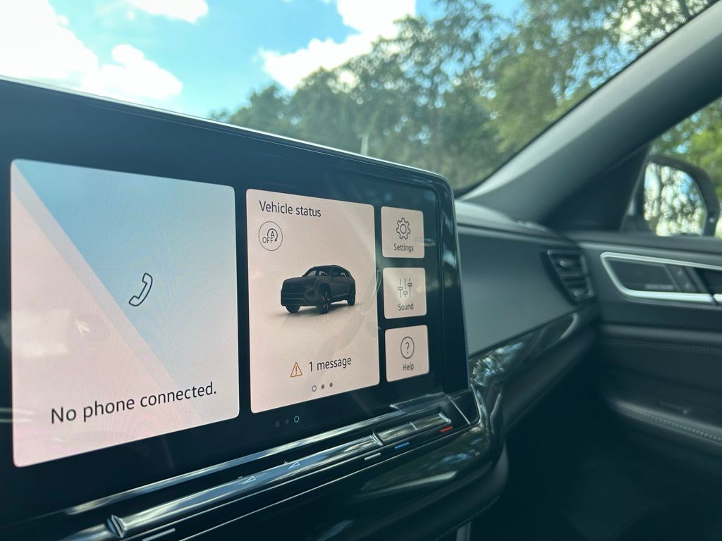 2026 Volkswagen Atlas Cross Sport 2.0T SEL Premium R-Line Tampa FL