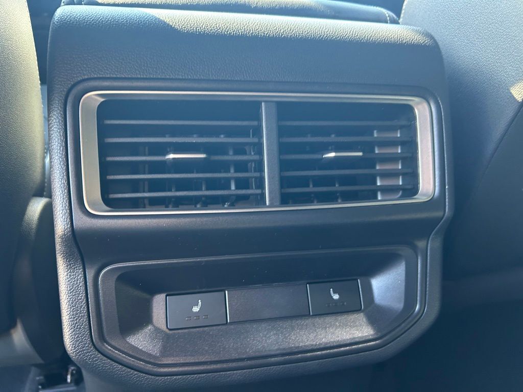 2026 Volkswagen Atlas Cross Sport 2.0T SEL Premium R-Line Tampa FL